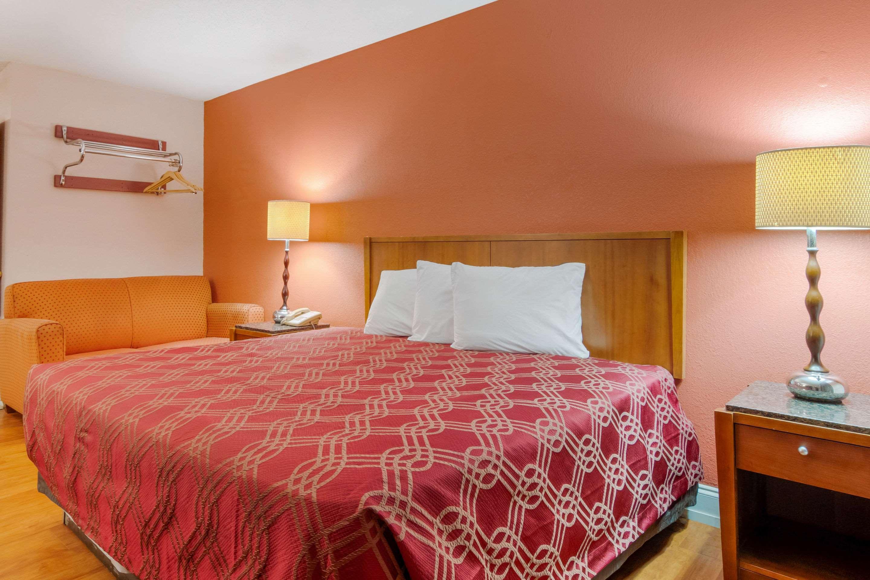 Econo Lodge Decatur Exteriör bild